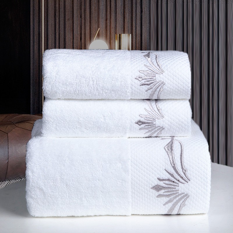 Embroidered Crown White bath towel 5stars Hotel Towels 100% Quality To –  Home Designs by McMan