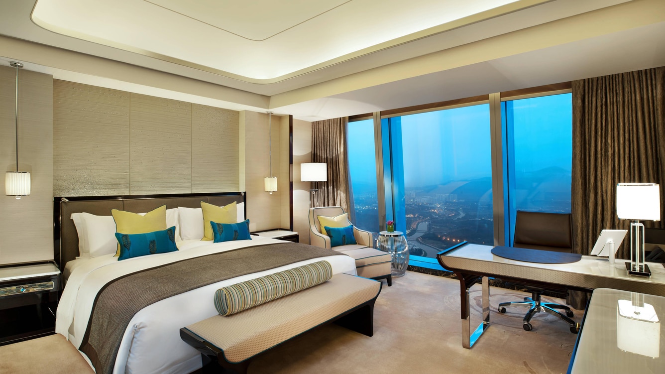 szxxr-deluxe-room-7946-hor-wide.jpg